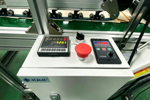 3A300+1 Semi‑automatic Simple small <b>Folder</b> Gluer for Paper Bag Small Box with PLC Spray System Glue Gun - Product Image 6