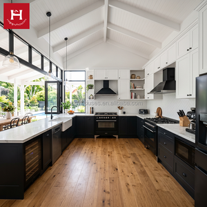 HAPPY HOUSES Armoires de cuisine modernes en contreplaqué à l'agencement en U, style Shaker, noires avec dessus blanc, sur mesure, en bois massif pour villa en Australie - Product Image 1