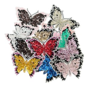 Patchs thermocollants personnalisés en tissu brodé avec sequins, motif sapin de Noël, cœur, dessin animé, couleur et logo sur mesure - Product Image 3