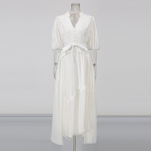 Abiti <span class=keywords><strong>lunghi</strong></span> semplici in tinta unita francese 2025 nuovo scollo a V con maniche a sbuffo in vita abito irregolare da donna - Product Image 3
