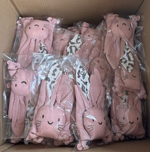 Manta de Seguridad Orgánica y Ecológica al por Mayor con Forma de Animales Lindos como León, Conejo, Estrella y Luna, Manta de Muselina de Algodón para Calmar la Dentición del Bebé - Product Image 3