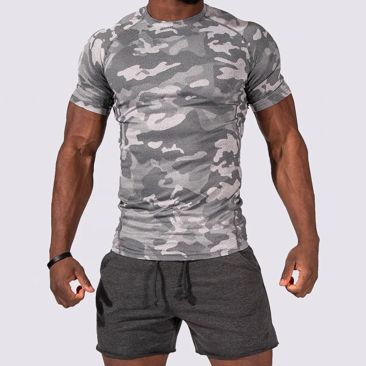 Camouflage sweat wicking t shirt for men breathable sports short sleeve fitness gym top