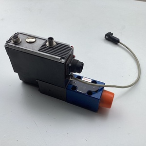 Válvula Piloto Proporcional R901318756 VT-DFPN-A-2X/G24K0/0R0V/V, Control Digital de 350 bar para Bombas Variables SY(H)DFEn - Product Image 3