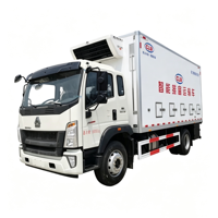 Truk Pengangkut Anak Ayam Sinotruk Howo G5X, Berinsulasi XPS 80mm, As Roda Belakang 8 Ton, Rem Angin untuk Anak Ayam & Unggas Sehari Umur