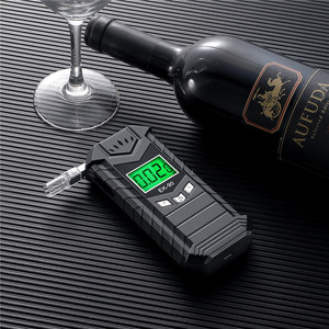 SZEEK EK90 Gris Foncé Mini Testeur d'Alcool Portable Compact à Semi-conducteurs, Analyseur d'Haleine Rapide pour Usage Domestique - Product Image 6