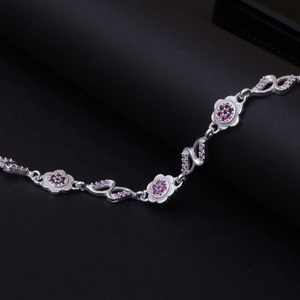 Pulsera Clásica de Plata, Accesorio de Moda para Mujeres y Hombres, Joyería Premium para Fiestas y Regalos - Product Image 2