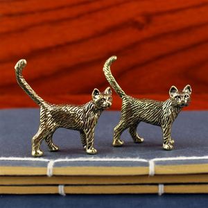 Ensemble de figurines de chat en laiton vintage faites à la main - Ornement décoratif animalier en métal pour la maison et les collectionneurs - Product Image 1