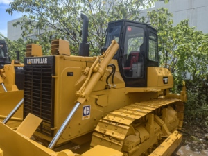 Bulldozer sur chenilles d'occasion Caterpillar Cat D7r D7g D7 D7h D8r D8t D9r D10n D11t Original Cat - Product Image 5