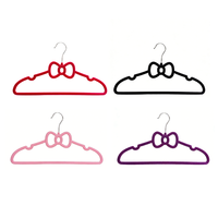 Cintres floqués à nœud papillon en gros - Cintres antidérapants multicolores pour robes, organisation et rangement de placard à domicile