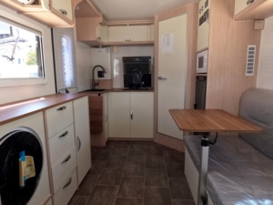 Remolque de Viaje de Diseño Aerodinámico con Doble Eje, Tipo Hotel Móvil, para Aventuras Familiares al Aire Libre, <span class=keywords><strong>Caravana</strong></span> RV - Product Image 5