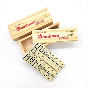 Juego de Dominó Doble Seis con Logotipo Personalizado, Bloques con la Bandera de Puerto Rico, Logotipo Grabado en la Parte Posterior, Caja de Madera para Jugar a Mesa - Product Image 1