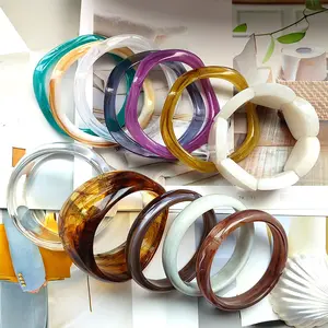 ROMANTIC Colorful Wavy Resin Cuff Bangles Irregular Geometric Transparent Acrylic Bracelets