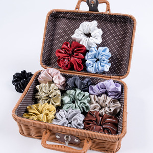 Élastique <span class=keywords><strong>à</strong></span> cheveux en soie 30 mommes, motif diamants, couleur unie, 4 cm, taille personnalisée, 100 % soie de mûrier 6A, marque Aisiyu, vente en gros de mode - Product Image 3