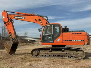 Excavadora de Orugas Usada Doosan DX225LC Modelo 2024, 21 Toneladas, Motor y Bomba Hidráulica, Componentes Originales, Buen Estado, Precio Bajo - Product Image 3