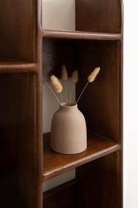 Kate และ Laurel madero ชั้นวางของไม้เนื้อแข็งติดผนัง, 30x6x17, วอลนัทสีน้ำตาล, ชั้นวางหนังสือขนาดเล็กที่ทันสมัยสำหรับใช้เป็นที่อยู่อาศัย - Product Image 6