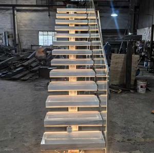 <span class=keywords><strong>Escalier</strong></span> en marbre, monolier, droit, avec éclairage LED, marches en carrelage, marches en pierre naturelle, garde-corps en verre - Product Image 3