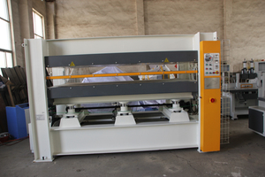 Presse hydraulique à chaud <span class=keywords><strong>Lauer</strong></span> 3 L pour la fabrication de placages - Product Image 2
