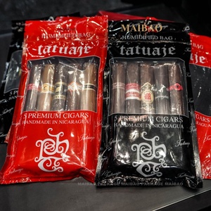 Fabricant d'emballages de cigares à tabac en plastique à zip-lock personnalisés Contrôle de l'humidité bidirectionnel Humidificateur Humidificateur Humidor Pouch Bag - Product Image 6