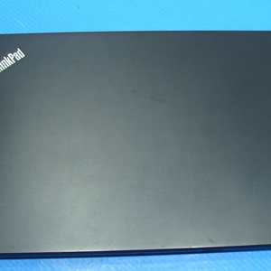 ขายส่งแล็ปท็อป Thinkpad T14s Gen1 สภาพ 95% ใหม่ ซีพียู Core I5 รุ่นที่ 10 แรม 8GB SSD 256GB หน้าจอ 14 นิ้ว สำหรับธุรกิจ พกพาสะดวก ขนาดเล็ก - Product Image 3