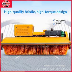 Brosse à neige roulante pour véhicules de déneigement routier de grande taille – Entretien hivernal municipal - Product Image 1