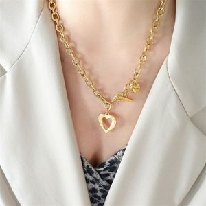 สร้อยคอแฟชั่นสแตนเลสสตีลรูปหัวใจแบบกลวง - Product Image 4