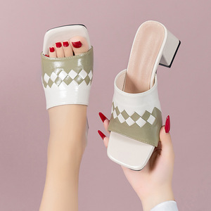 Nouvelles Sandales d'été élégantes à bout carré et talon moyen, grande taille, color block, à talon épais, pour femme - Product Image 2