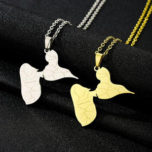 Collier simple et polyvalent en forme <span class=keywords><strong>de</strong></span> pétale <span class=keywords><strong>de</strong></span> l'île <span class=keywords><strong>de</strong></span> la <span class=keywords><strong>Guadeloupe</strong></span>, accessoire élégant en acier inoxydable pour couple unisexe - Product Image 6