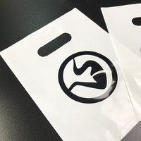 Sac à provisions en plastique découpé avec impression de bijoux de logo personnalisé en couleur personnalisée avec poignée de logo de marque privée
