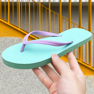 Tongs d'été simples et étincelantes en PVC pour femmes, antidérapantes, pour l'extérieur, la salle de bain, la mode populaire, imperméables, toutes saisons, pour le voyage - Product Image 4