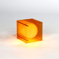Décoration pour chambre à coucher, bureau, maison, style Ins, lumière d'ambiance LED douce et chaude pour chevet, lampe de table géométrique en acrylique transparent
