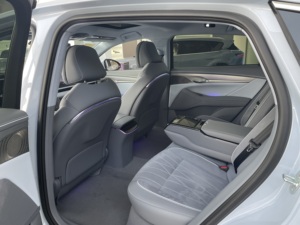 VOYAH Chasing Light Zhuiguang Dongfeng SUV Voiture électrique Nouvelle marque 5 places de Chine Beijing Free EV et véhicule Lantu - Product Image 6