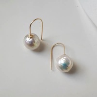 Petites boucles d'oreilles en or 14 carats pour femmes, cadeau, avec de grandes perles d'eau douce baroques, lumière forte, style Edison, super douces