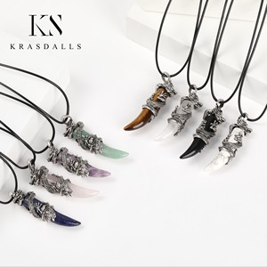 Collier en cristal en forme <span class=keywords><strong>de</strong></span> dent <span class=keywords><strong>de</strong></span> <span class=keywords><strong>loup</strong></span> Bijoux naturels en argent Pendentif améthyste enveloppé <span class=keywords><strong>de</strong></span> dragon Cadeau Pierre hexagonale <span class=keywords><strong>de</strong></span> guérison - Product Image 1