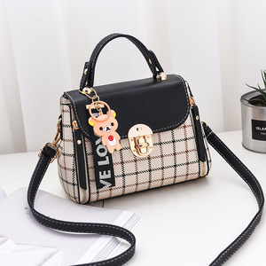 Girl Shoulder Bags Luxury PU Leather Handbags Lattice Pattern With Bear Crossbody Bags Fashion Large Capacity <b>Tote</b> - Product Image 5