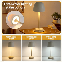 Lampe de table créative à projection d'ondulations d'eau changeant de couleur, veilleuse romantique pour couple, lampe d'ambiance dynamique pour fête