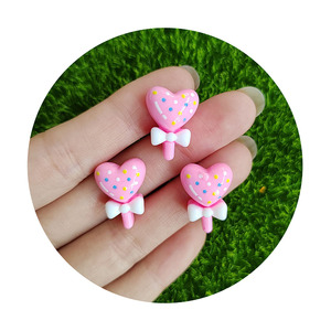100 unids/lote cabujones rojos y azules con lunares blancos lindo Donut corazón piruleta labios caramelo helado artesanías para decoración de la caja del teléfono - Product Image 2