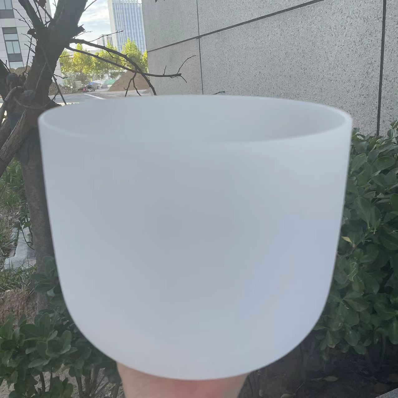 Хит продаж, лечебный кристаллический набор 432 Гц 528 Гц, чаши с белым матовым кварцевым кристаллом для пения