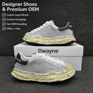 Zapatillas de Diseño de Lujo 2026 para Hombre y Mujer, Zapatillas Deportivas de Gamuza de Alta Calidad, Color Gris, Suela Disuelta, Estilo Retro Casual para Correr - Product Image 1