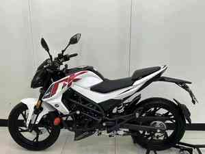 Motocicleta Ch NK150 de 150cc, Calidad EFI, Refrigerada por Agua, Estilo Urbano, Origen Chila, 110km/h, Conducción Potente y Sin Fatiga - Product Image 4