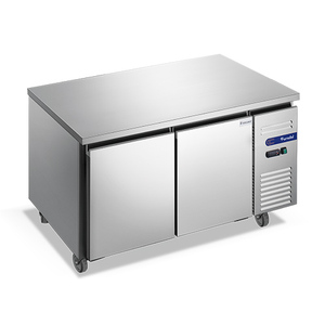 Congélateur sous le comptoir 2 portes Furnotel Refroidisseur de porte en verre ventilé pour restaurant - Product Image 3