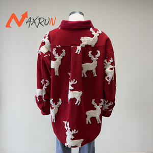 Vestes matelassées à motifs d'orignaux en tricot d'hiver de style urbain pour femmes pour l'automne en gros pour les femmes - Product Image 5
