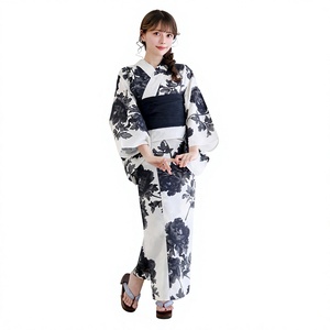 Chemisier et jupe tissés à manches longues pour femme, style kimono floral torsadé sur le devant, tenue décontractée ou de bureau traditionnelle - Product Image 3