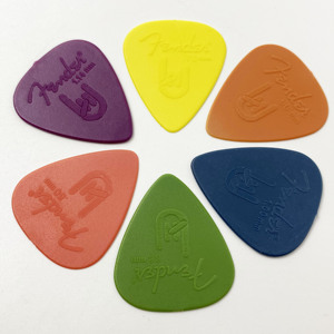 Juego de Púas de Guitarra de Plástico y Acero HIVE al por Mayor en Caja, Calibres 0.50mm, 0.60mm, 0.73mm, 0.88mm, 1.00mm, 1.14mm - Product Image 1