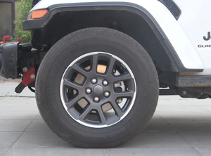 Camionnette <span class=keywords><strong>Jeep</strong></span> Gladiator à quatre roues d'occasion Moteur à essence 3,6 L - Product Image 2