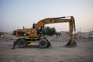 Mini-excavatrice CATM317D2, équipement à vérins hydrauliques puissants, composants essentiels du moteur et de la pompe - Product Image 6
