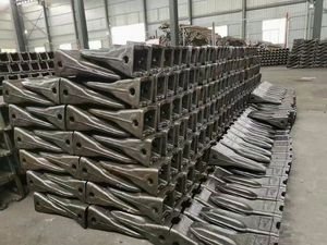 Usine En Gros Pelle Seau Partie Dents <span class=keywords><strong>De</strong></span> Roche Dent PC300TL <span class=keywords><strong>Bris</strong></span> <span class=keywords><strong>De</strong></span> <span class=keywords><strong>Glace</strong></span> Forgeage Croix Forgeage AP - Product Image 2