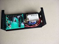 Carte d'alimentation AOXING noire compacte 3A avec circuit imprimé rouge 220V 8 entrées/sorties pour communication DeviceNet et contrôle d'accès à distance avec verrouillage par carte interchangeable
