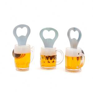 Abridor de Botellas Magnético para Refrigerador, con Forma de Corazón para Bodas, Personalizado en Resina, Abridor de Botellas de Champán Magnético - Product Image 4