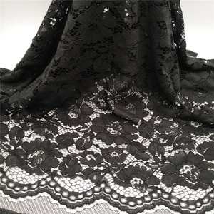 Tela de encaje de nailon negro ecológico de punto para ropa y decoración de prendas con patrón floral - Product Image 5