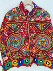 Venta caliente Lujoso Blazer Chaquetas Abrigo Celebrando el Diseño Tradicional Uzbeko Disponible a Precio Asequible DE LA India - Product Image 4